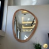 Espelho Orgânico Com Moldura Deco Cinamomo Artely